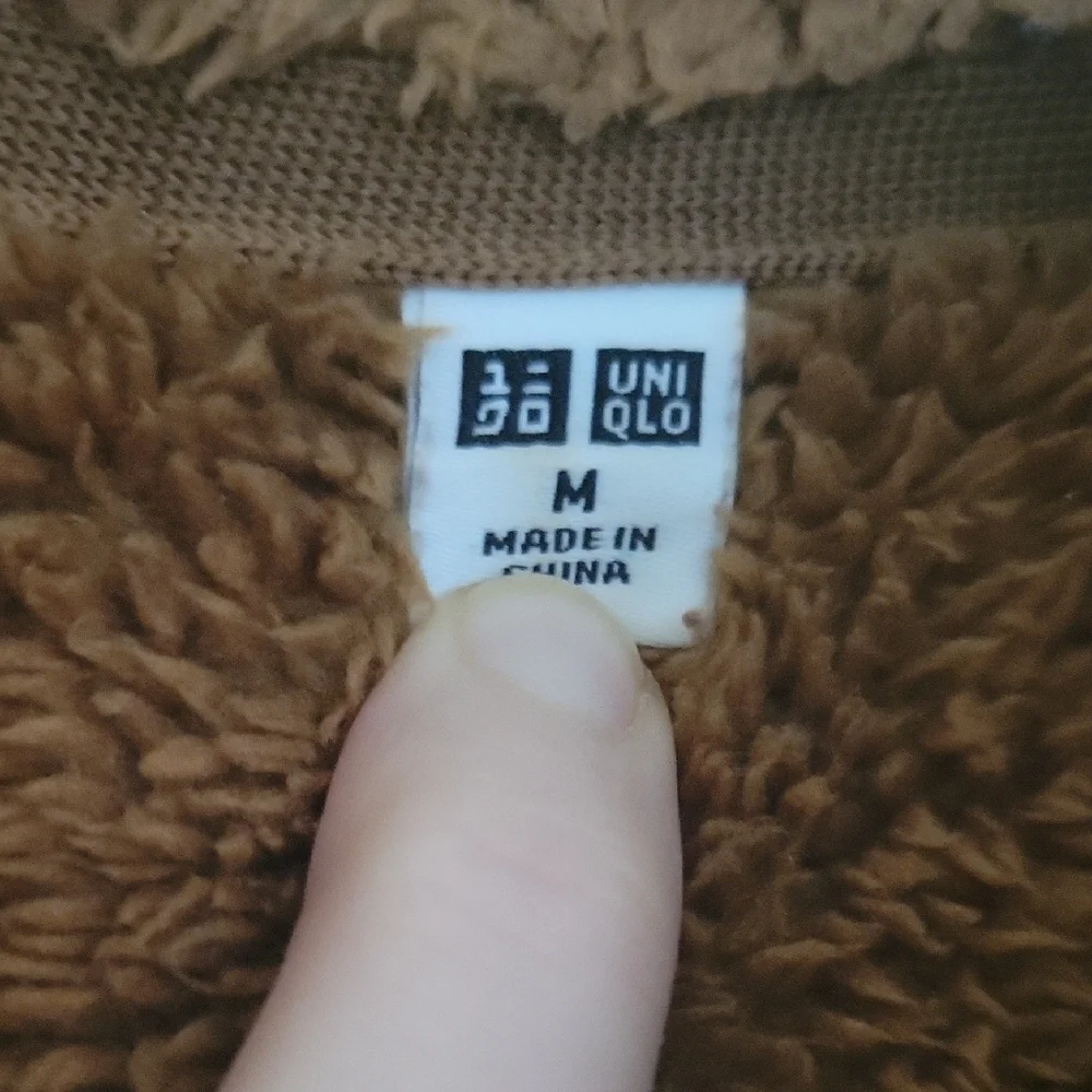 Uniqlo Cozy Brown Fleece Outerwear - Picture 2 of 4